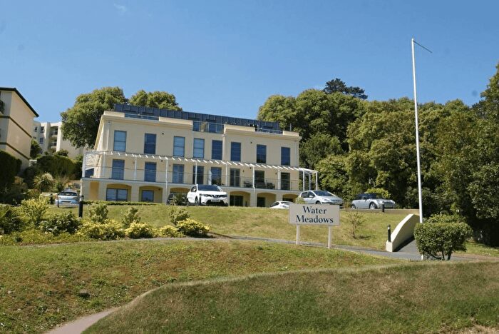 2 Bedroom Flat To Rent In Cockington Lane, Torquay, TQ2