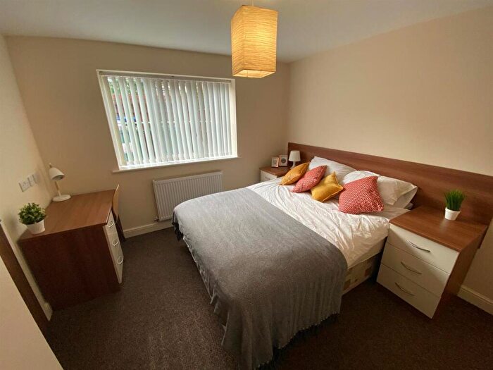 2 Bedroom Apartment To Rent In Clarendon Mews, Clarendon Street, Earlsdon, Coventry, CV5