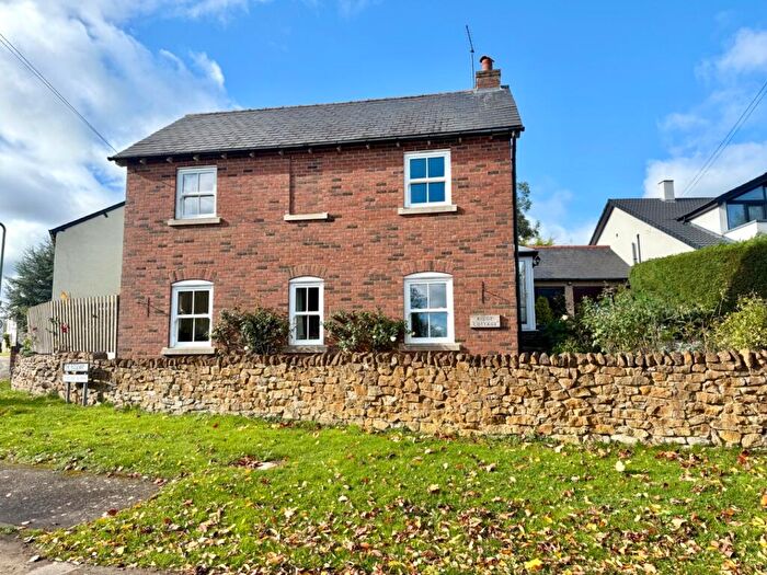 3 Bedroom Detached House For Sale In The Ridgeway, Welton, NN11