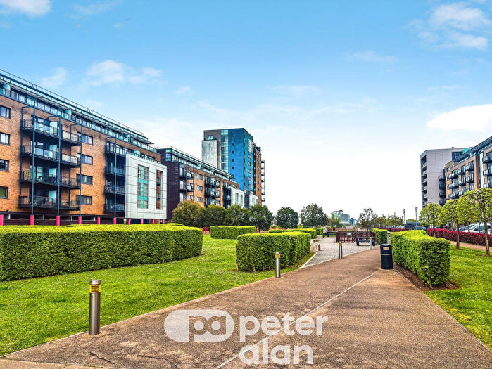 2 Bedroom Apartment To Rent In Lady Isle House, Prospect Place, Cardiff Bay, CF11