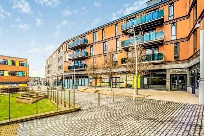 1 Bedroom Flat To Rent In Burgage Square, Wakefield, WF1