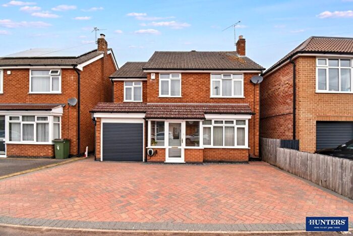4 Bedroom Detached House For Sale In Thirlmere Road, Wigston, LE18