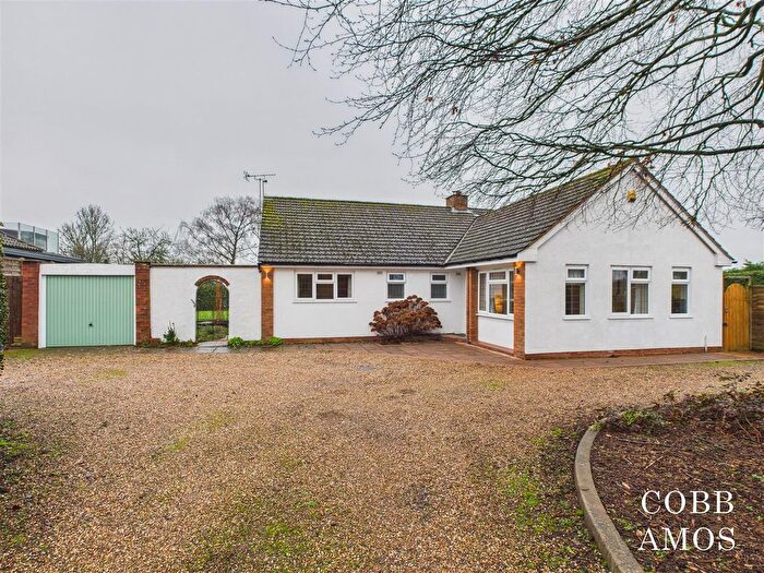 3 Bedroom Detached Bungalow For Sale In Oldwood, Tenbury Wells, WR15