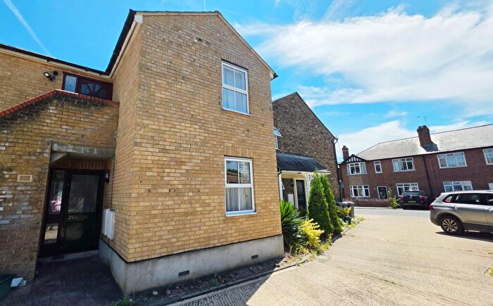 1 Bedroom Maisonette To Rent In Alma Drive, City Centre, Chelmsford, Essex, CM1