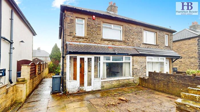 3 Bedroom Semi Detached House For Sale In Newlands Avenue, Northowram, Halifax, HX3