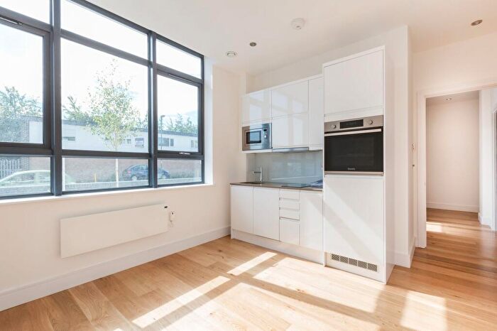 1 Bedroom Flat For Sale In Burrell Road, Haywards Heath, RH16