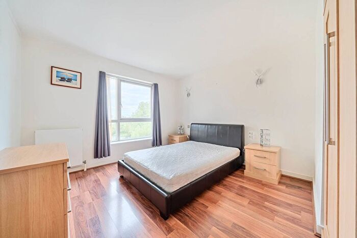 1 Bedroom Flat To Rent In Newton Lodge, Greenwich, London, SE10