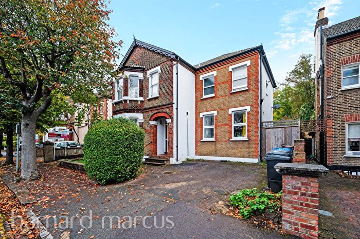 Studio For Sale In Dornton Road, South Croydon, CR2