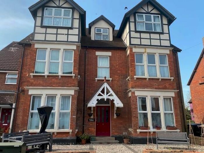 1 Bedroom Flat To Rent In St. Andrews Road, Bedford, MK40