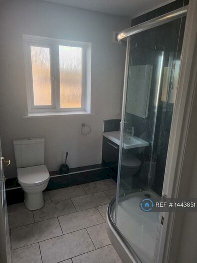 2 Bedroom Flat To Rent In Devonshire Road, Chorley, PR7