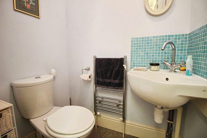 4 Bedroom Terraced House To Rent In Goddard Avenue, Swindon, SN1