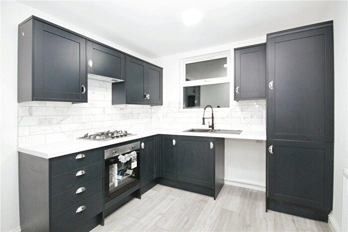 5 Bedroom Flat To Rent In Melfort Road, Thornton Heath, CR7