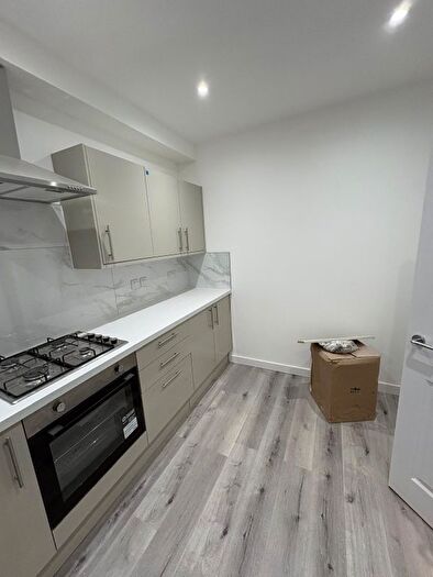 2 Bedroom Flat To Rent In Melton Road, Leicester, LE4