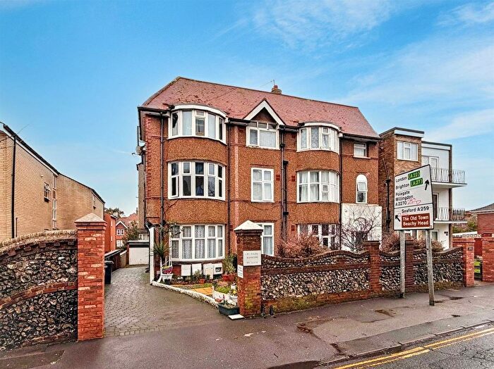 2 Bedroom Flat For Sale In Upperton Road, Eastbourne, BN21