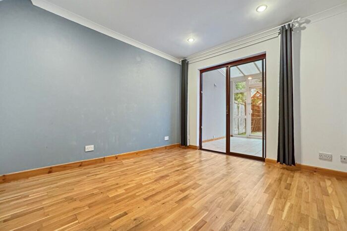 2 Bedroom Terraced House For Sale In Bedroom Terraced House In Chichester, PO19