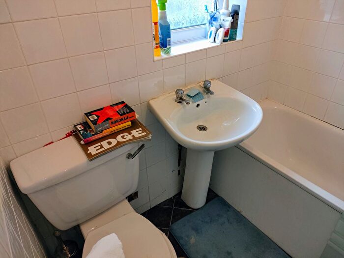 3 Bedroom Terraced House For Sale In Broadway, Belfast, BT12