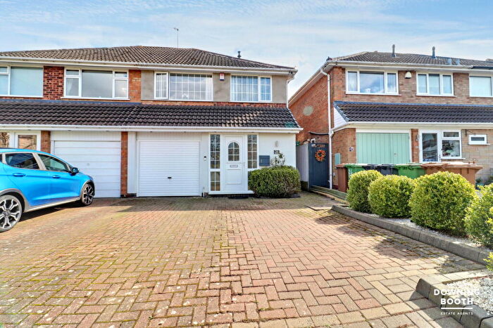3 Bedroom Semi Detached House For Sale In Bridlewood, Sutton Coldfield, B74