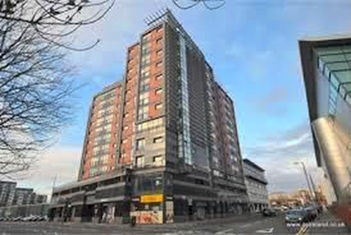 2 Bedroom Flat To Rent In Lancefield Quay, Glasgow, G3