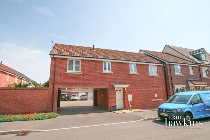 2 Bedroom Coach House To Rent In Buxton Way, Royal Wootton Bassett, Wiltshire, SN4