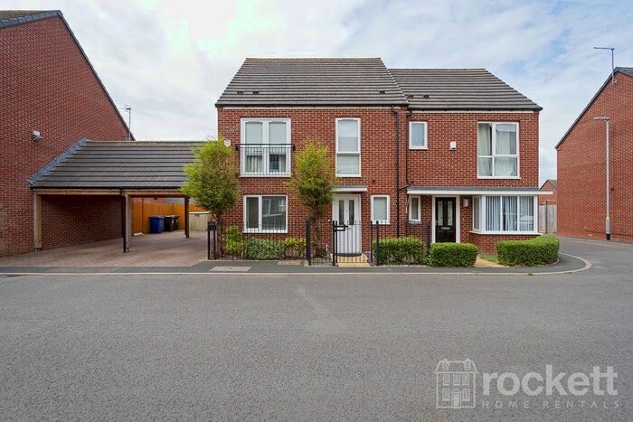 4 Bedroom Semi-Detached House To Rent In Vickers Close, Newcastle-Under-Lyme, Staffordshire, ST5