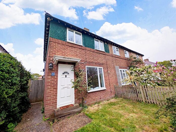 3 Bedroom House To Rent In Chichester, PO19