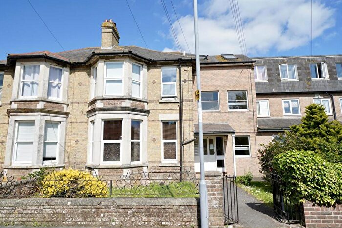 1 Bedroom Flat For Sale In Glendinning Avenue, Weymouth, DT4