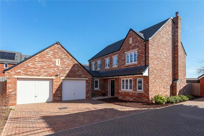 5 Bedroom Detached House For Sale In Spring Hill, Gravenhurst, Bedfordshire, MK45