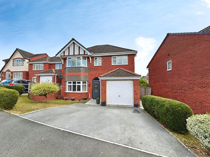 4 Bedroom Detached House For Sale In Pant Ardwyn, Pencoed, CF35