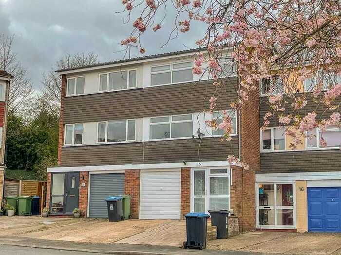 3 Bedroom House To Rent In Standring Rise, Hemel Hempstead, HP3