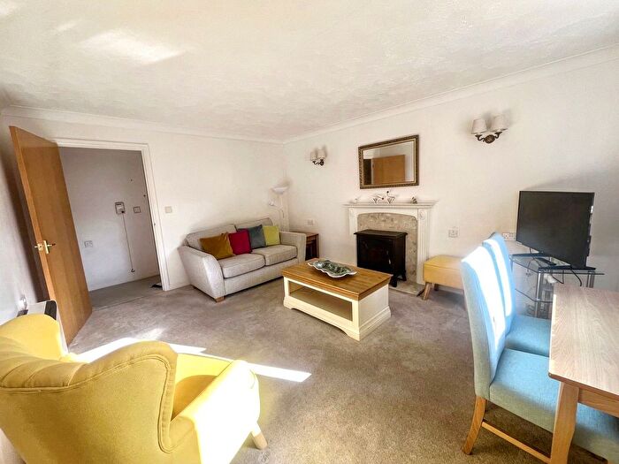 1 Bedroom Flat For Sale In Dacre Street, Morpeth, NE61