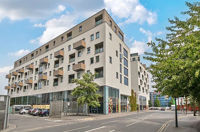 1 Bedroom Flat For Sale In Capitol Way, Colindale, NW9