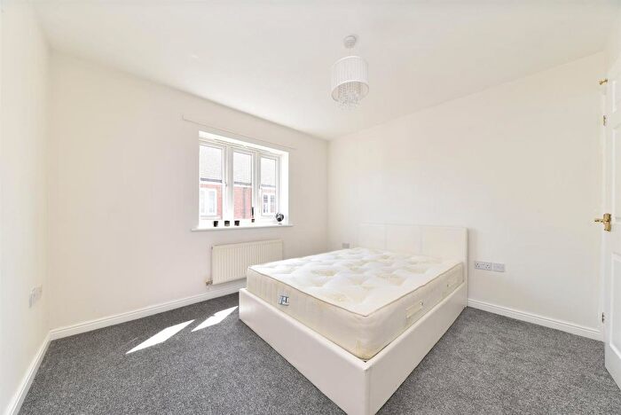 1 Bedroom Flat For Sale In Great Gables, Stevenage, SG1