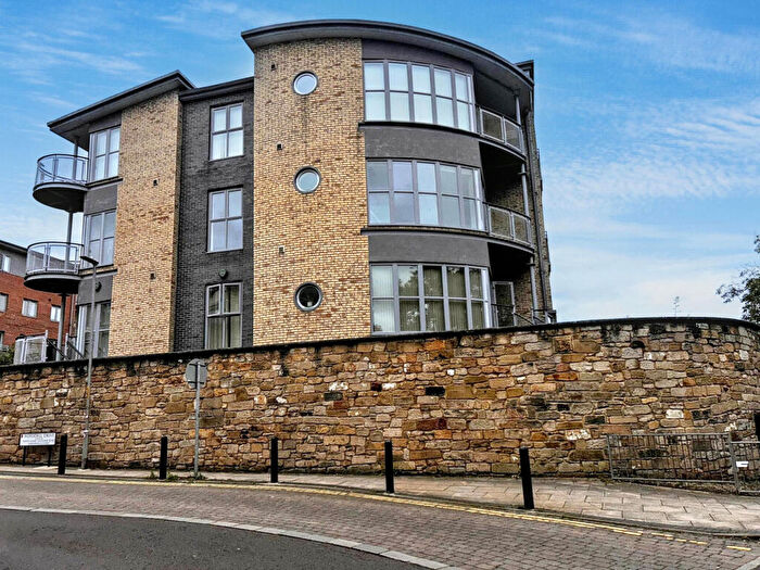 1 Bedroom Flat For Sale In Worsdell Drive, Railway Quater, Gateshead, Tyne And Wear, NE8