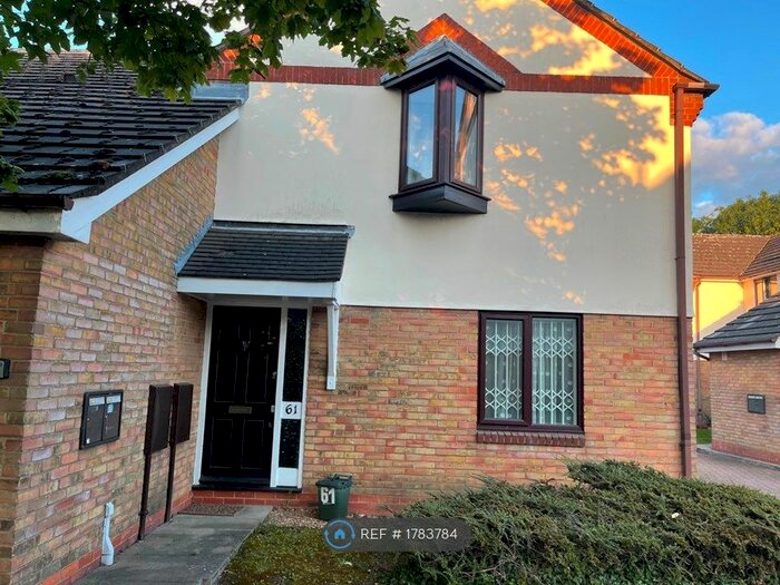 1 Bedroom Flat To Rent In Chester Place, Chelmsford, CM1