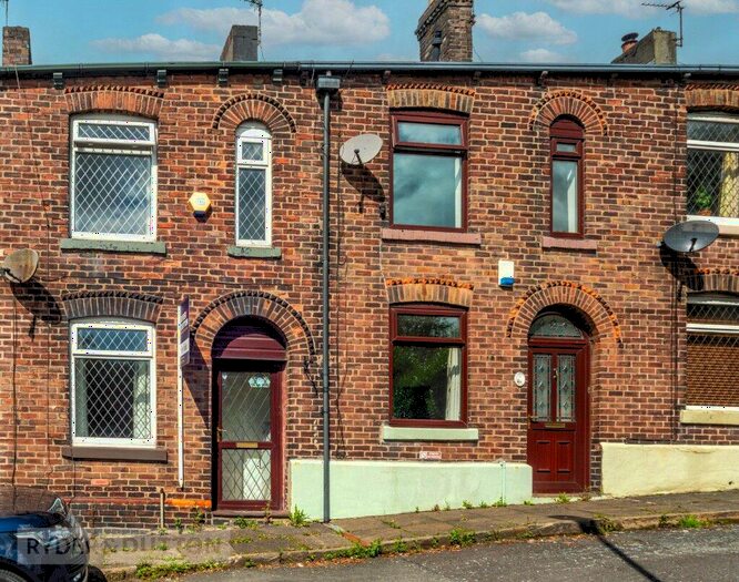 2 Bedroom Terraced House To Rent In Clegg Street, Springhead, Oldham, Greater Manchester, OL4