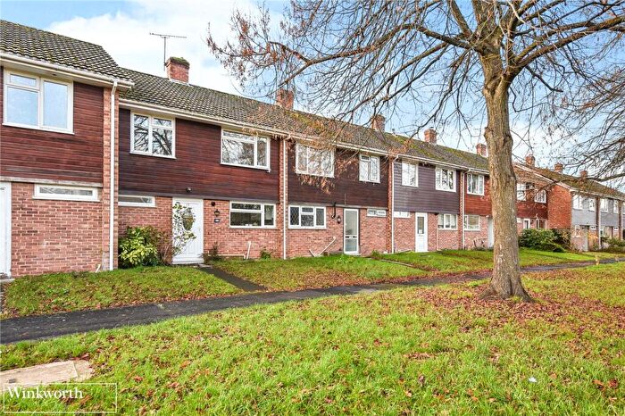 4 Bedroom Terraced House To Rent In Froxfield Close, Winchester, Hampshire, SO22