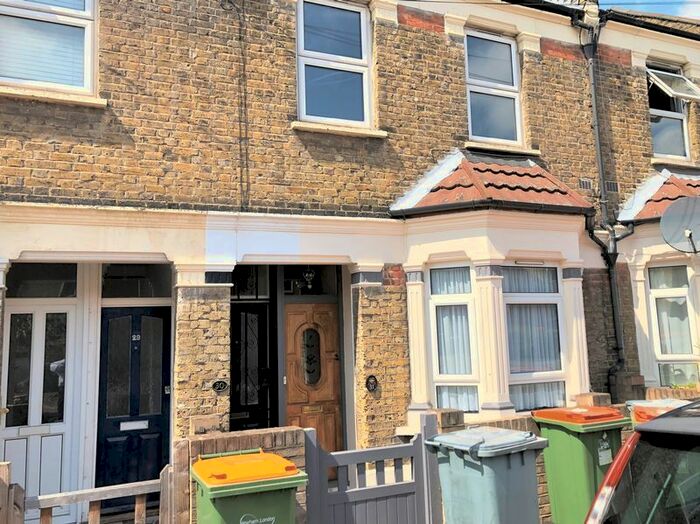 1 Bedroom Flat To Rent In Fernhill Street, London, E16