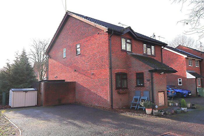 2 Bedroom Terraced House For Sale In Herbs End, Farnborough, GU14