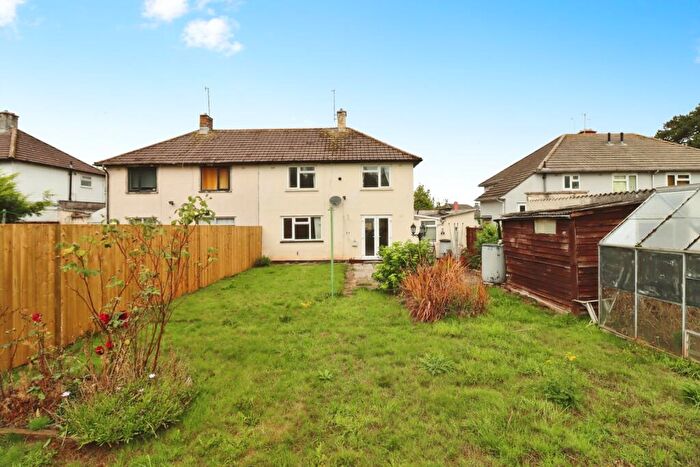 3 Bedroom Semi Detached House For Sale In Epworth Road, Bristol, Avon, BS10
