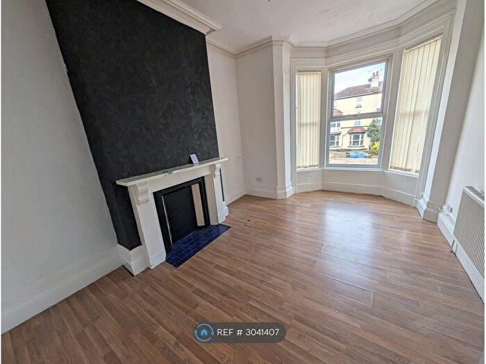 1 Bedroom Flat To Rent In Bath St, Southport, PR9
