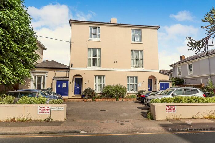 1 Bedroom Flat To Rent In Upper Grosvenor Road, Tunbridge Wells, TN1