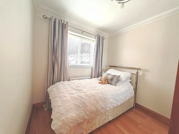 2 Bedroom Detached Bungalow For Sale In North Drive, Hebburn, NE31