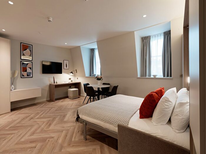 Studio To Rent In Clanricarde Gardens, London, W2