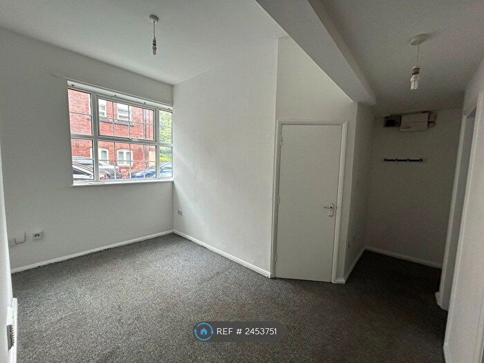 1 Bedroom Flat To Rent In Cotterell Court, Walsall, WS4