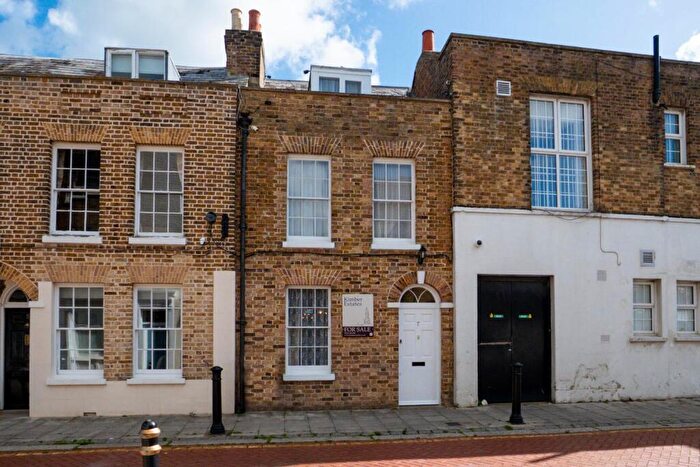 3 Bedroom Town House For Sale In Bank Street, Herne Bay, CT6