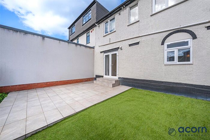 1 Bedroom Maisonette For Sale In Kingsbury Road, London, NW9