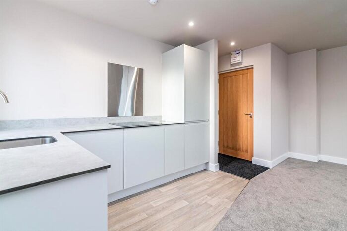 1 Bedroom Flat To Rent In High Street, Ruddington, Nottingham, Nottinghamshire, NG11