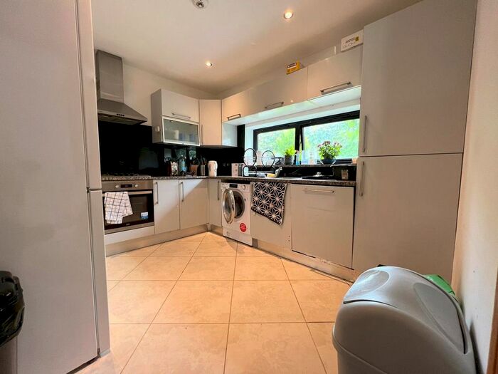 4 Bedroom Terraced House To Rent In Tavistock Mews, Holloway, N19