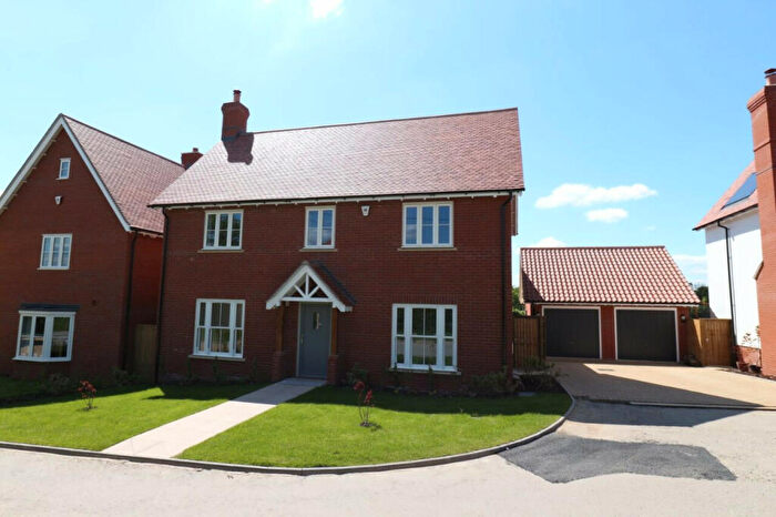 5 Bedroom Detached House To Rent In Mill Field, White Colne, Colchester, Essex, CO6