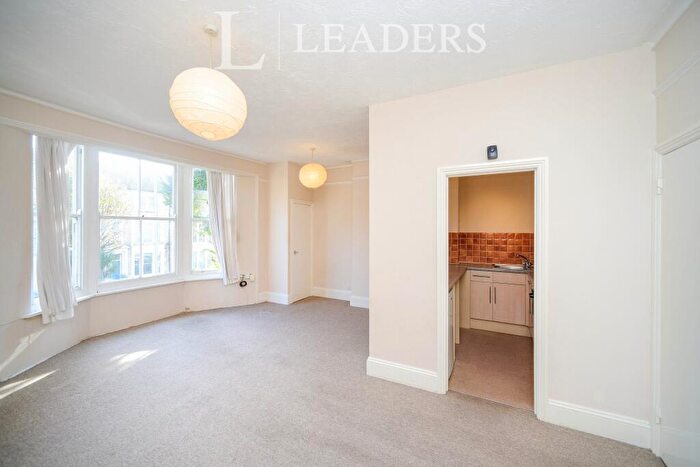 1 Bedroom Apartment To Rent In Goldstone Villas, Hove, BN3